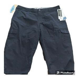 Columbia Titanium Sportwear Black Capris with UPF 50